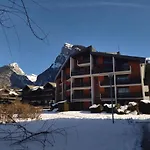 아파트 Multi Residences 사모엥